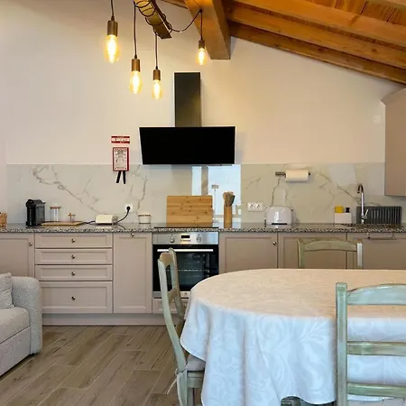 Casinha Do Palheiro T1-casinhas De Tras Eiras * Rabaçal