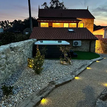 Hébergement de vacances Casinha Do Palheiro T1-casinhas De Tras Eiras Rabacal