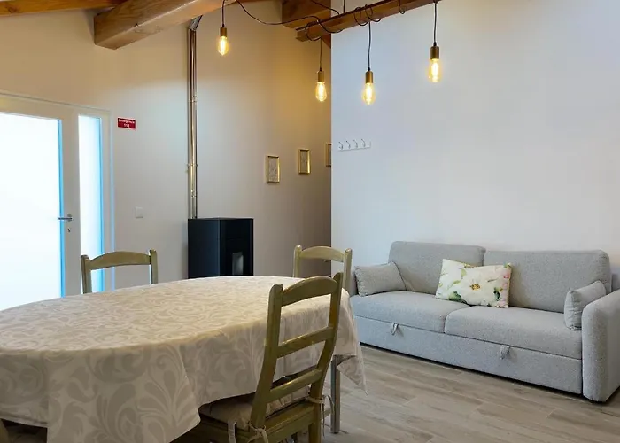 Casinha Do Palheiro T1-casinhas De Tras Eiras Rabaçal